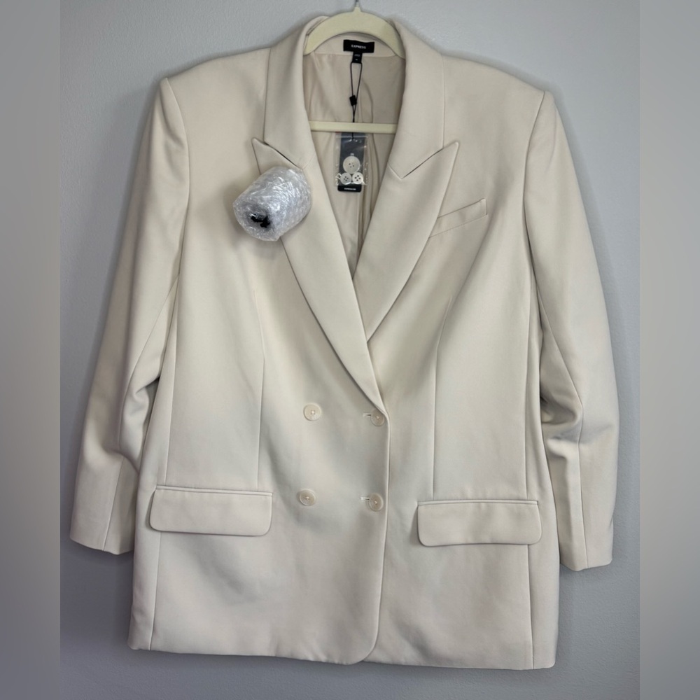 NEW Express Women’s Cream Double Breasted Removable Corsage Blazer Size XL - Picture 8 of 13